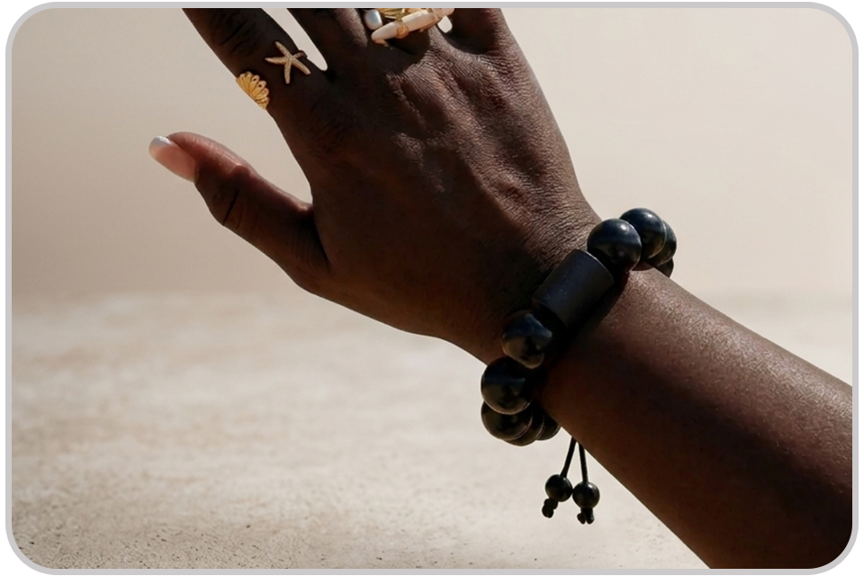 Premium Wooden NFC Wristband - KHPWNW03 - Image 3